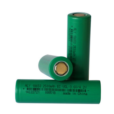 Hohe wieder aufladbare 3.7v 18650 Batterie der Raten-3C 2500mah für helle Taschenlampe
